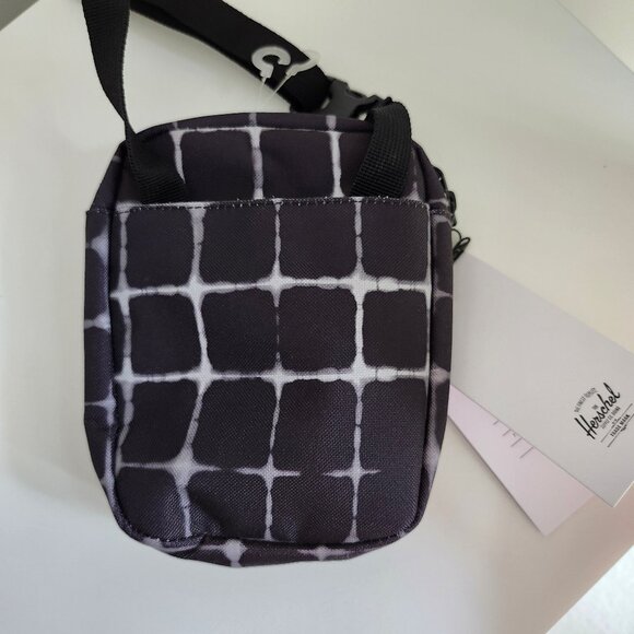 Herschel Supply Co | Cruz Crossbody | Tie Dye Check - Picture 5 of 9